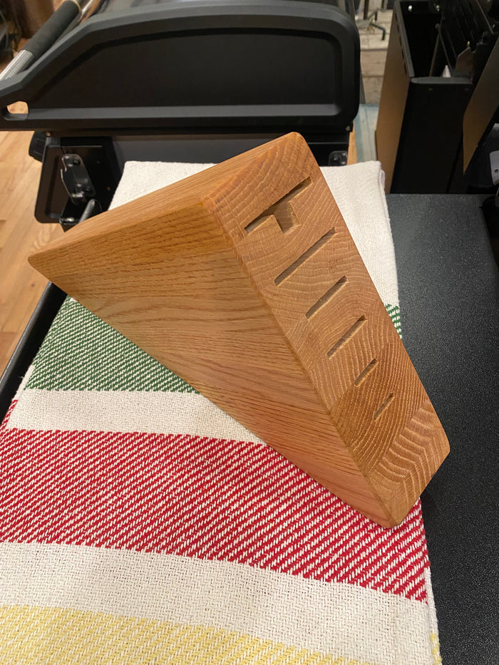 GROHMANN - KA1480- 6 Slot Kitchen Block (Oak)-$154.00