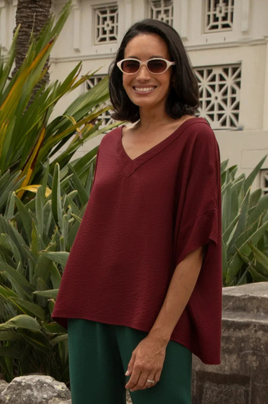 Gemma Short Sleeve V Neck Top Burgundy