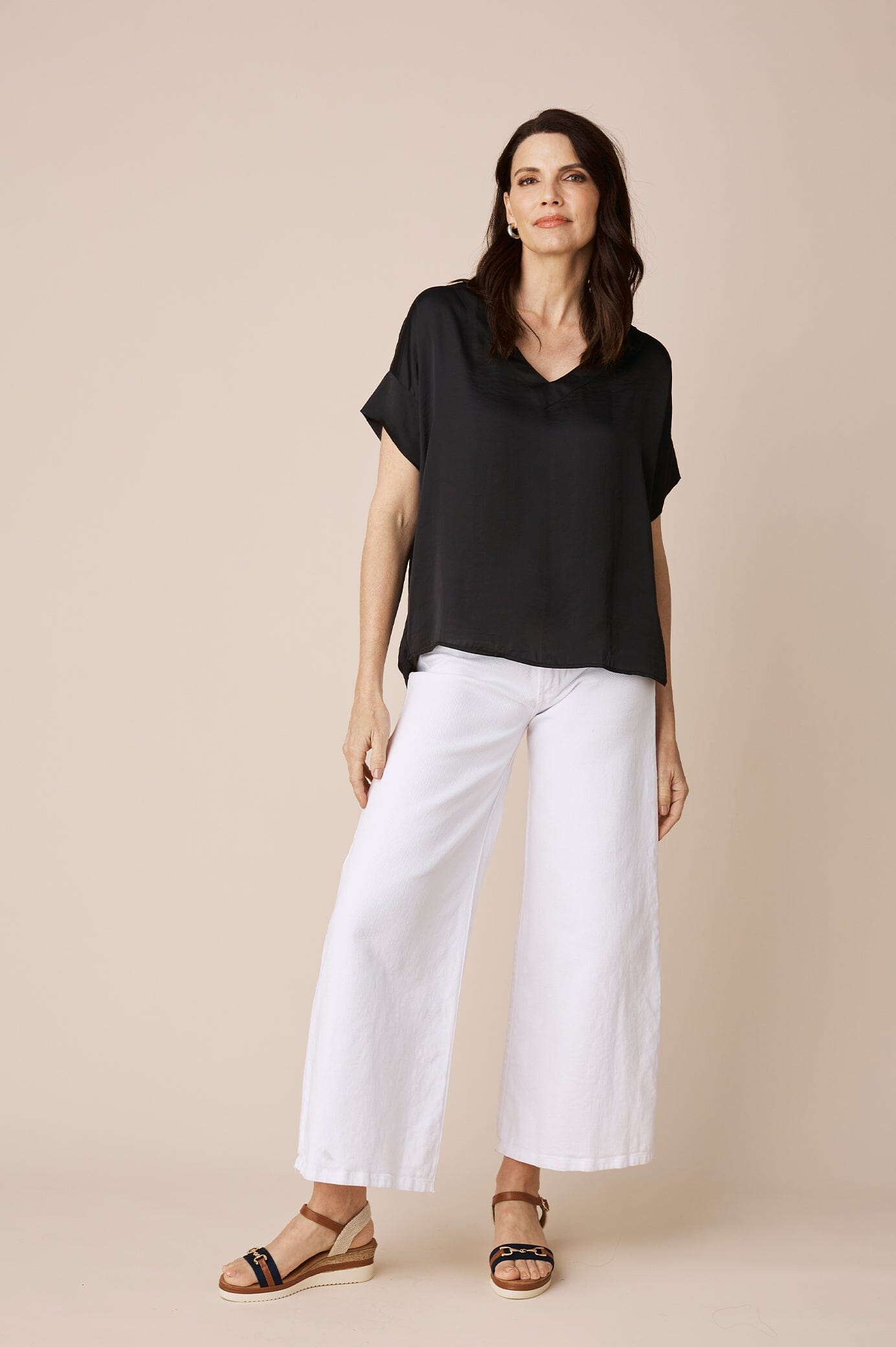 Bianca Short Sleeve Top Black with V Neck
