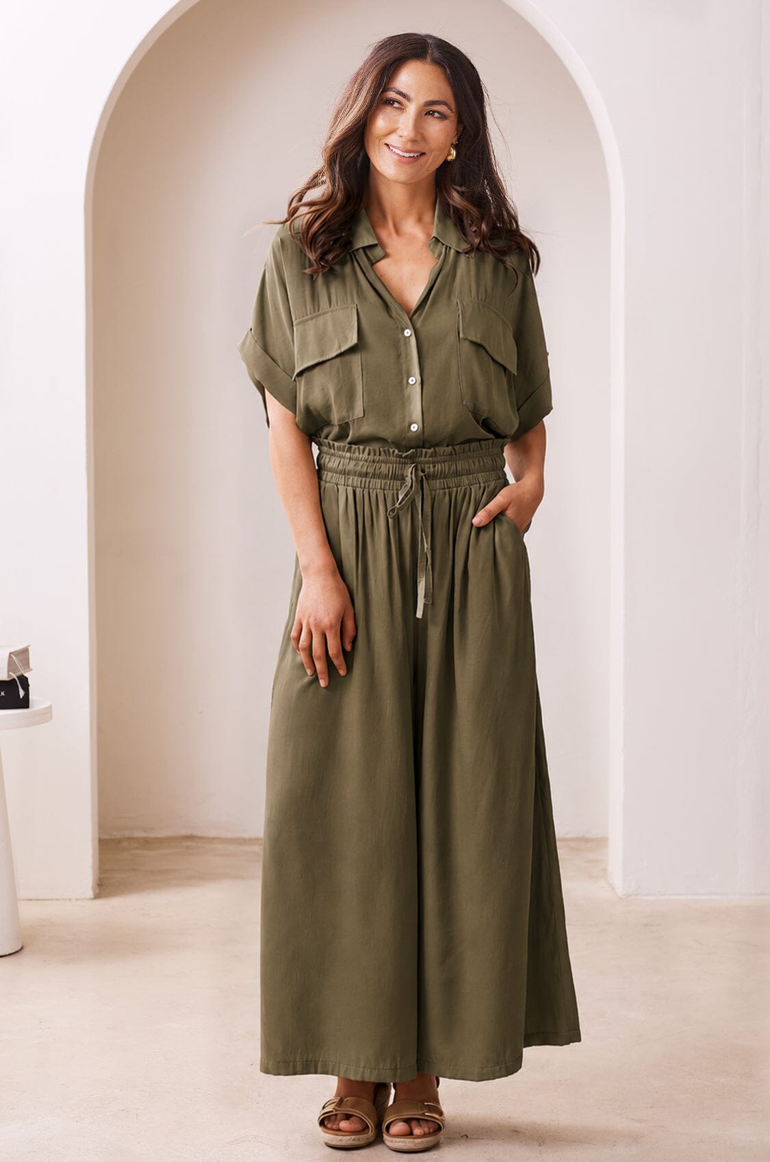 Vittoria Short Sleeve Collared V-Neck Shirt Olive