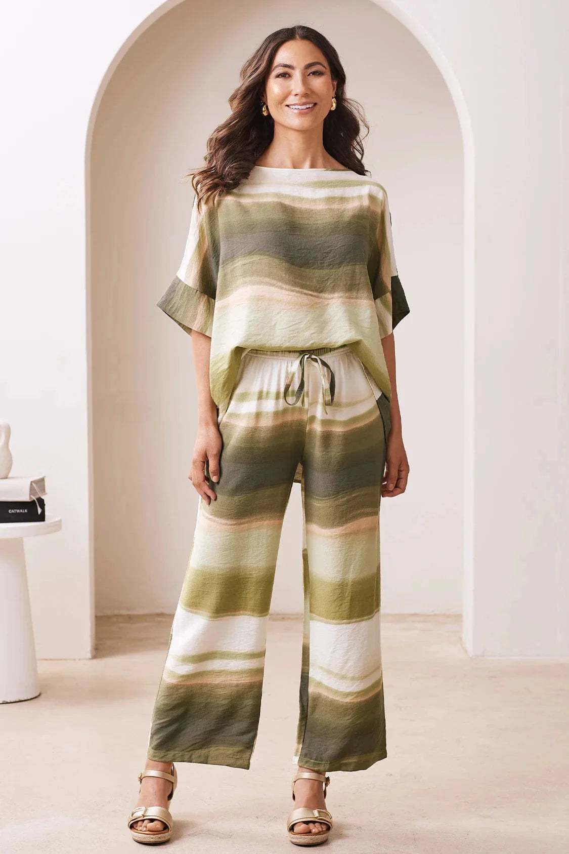 Casey Straight Leg Pants Irene Print in Olive & White