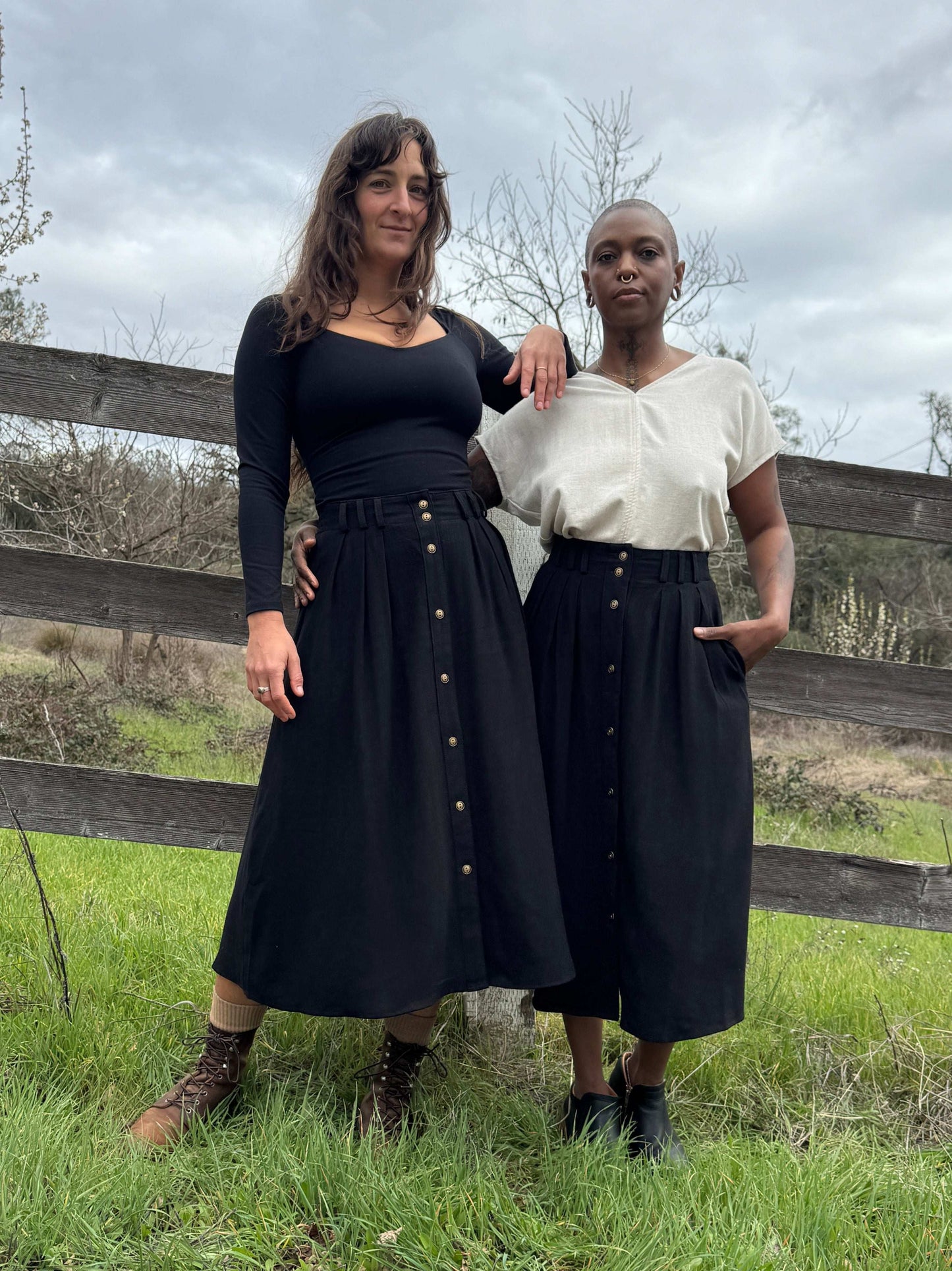 Trices Skirt in Textured Black Irish Linen