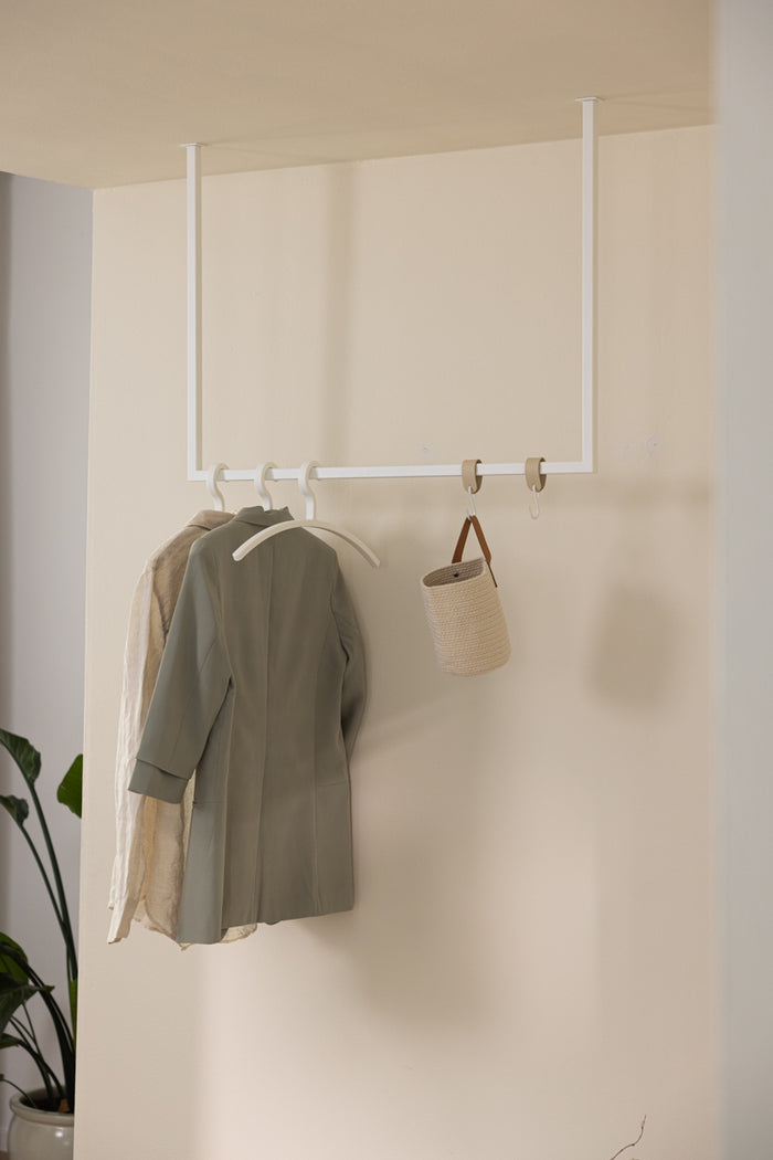Weiß / H: 60cm B: 60cm