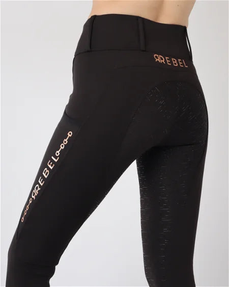 Rebel Logo Pull On - Black